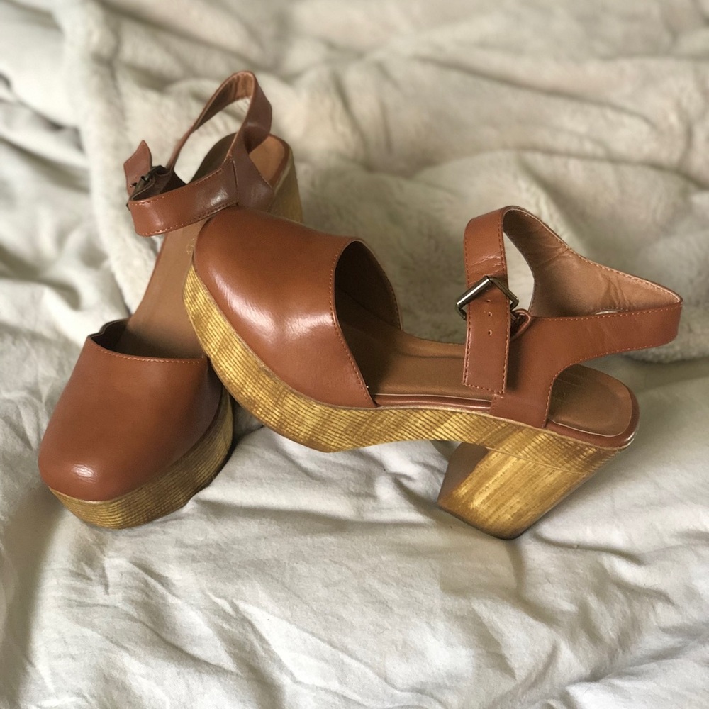 Platform Clogs